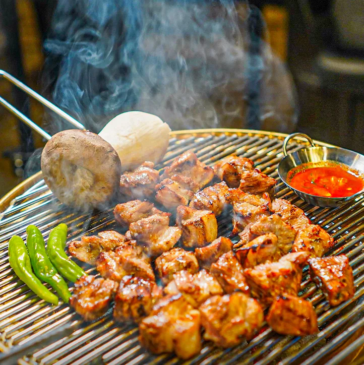 한돈 숯불구이 라인업