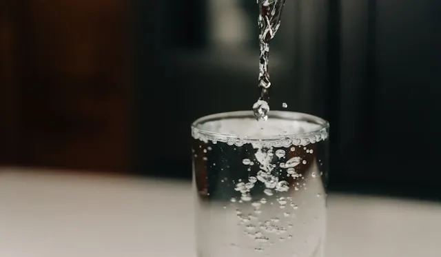 "아직도 맹물만 마셔요?"